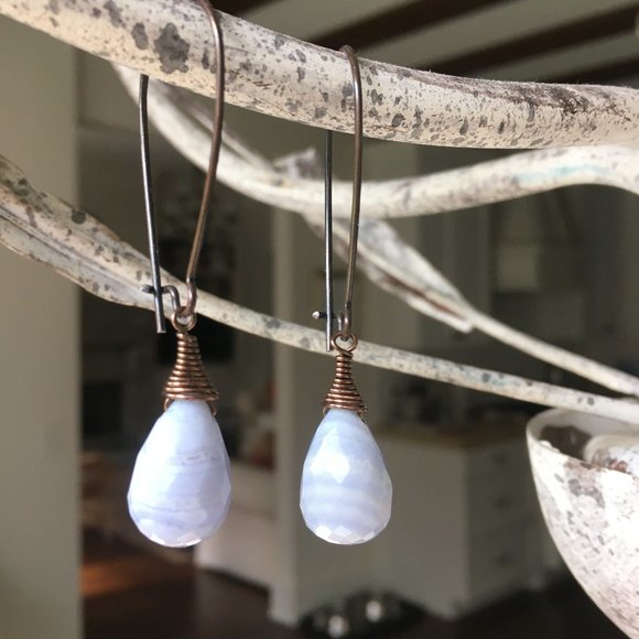 Periwinkle Blue Lace Faceted Agate Earrings - Picture 1 of 4